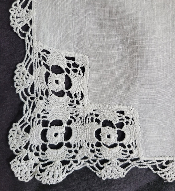 Cotton Handkerchief with Sweet Hand Crochet