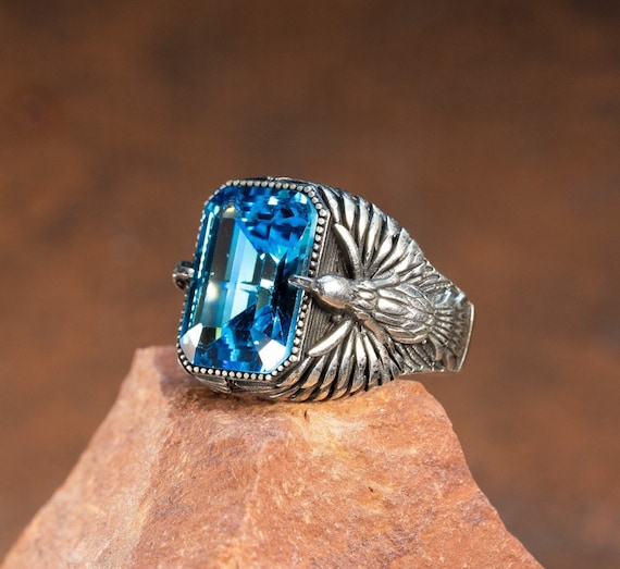Topaz pinky ring deals