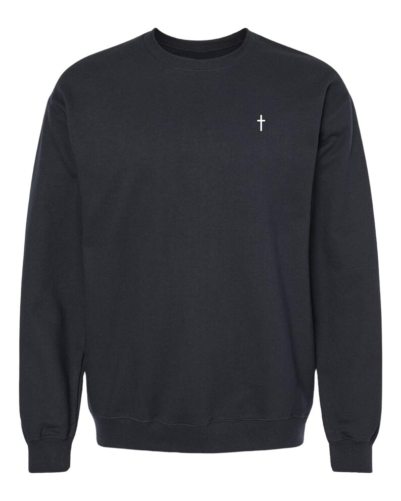Minimalist Cross Design Subtle Christian Wear Comfortable Church Outfit Faith Inspired Fashion Religious Apparel Christian Casual Wear Spiritual Streetwear Faith Expression Clothing