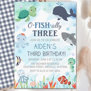 Invitation de trois anniversaires O-fish-alli, animaux de l'océan, garçon allié poisson, bleu, modifiable, troisième anniversaire, invitation sous la mer CB1