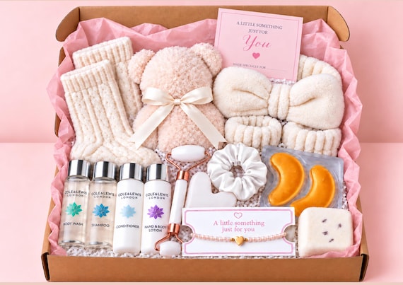 Christmas Pamper Gift Box for Her, Pink Self Care Hamper, Relaxation Spa Gift Set, Bath Salts Candle & Chocolates