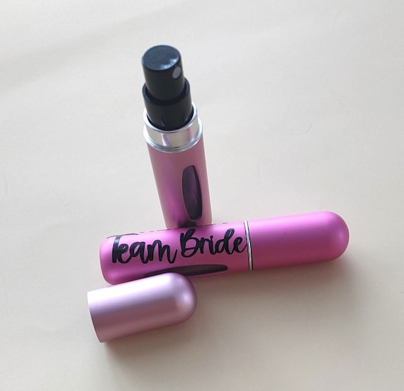 Mini perfume atomizer favours hen party Travel perfume spray bottle bachelorette party Squad bride team bride perfume bottle favor