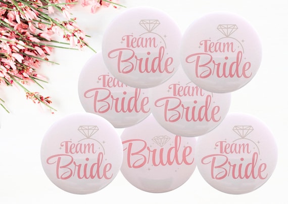 Hen party Badge favour Hen Party Bridesmaid pin gift Bachelor Party guest pin Hen party pin favours Hen do pin badges Hen night favour
