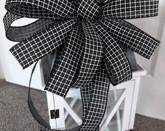 Black and White Plaid Bow, Farmhouse Lantern Bow, Wreath or Gift Décor, Everyday Classic Ribbon Bow, Mailbox bow, Gift for MOM, Lamppost Bow