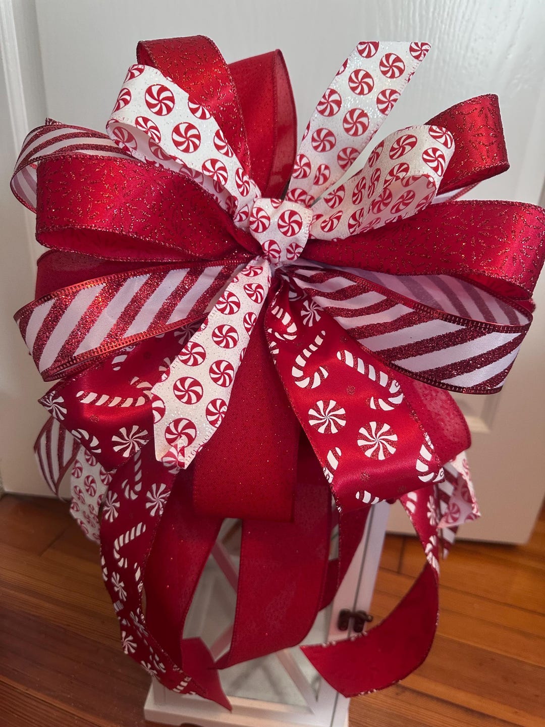 Red & White Peppermint Christmas Bow, Candy Cane Holiday Wreath ...