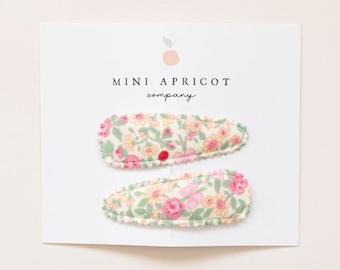 SET of 2 SPRING FLORAL fabric snap clips, baby girl hair clips, girl hair accessory, toddler hair clips, fringe clip, soft hair clips