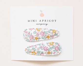 SET of 2 SPRING FLORAL fabric snap clips, baby girl hair clips, girl hair accessory, toddler hair clips, fringe clip, soft hair clips