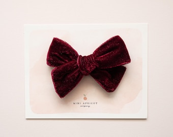 DEEP RED velvet hair bow, red baby girl bow , newborn bow, girl red hair bow, Christmas hair bow, pigtail hair clips, toddler hair clip