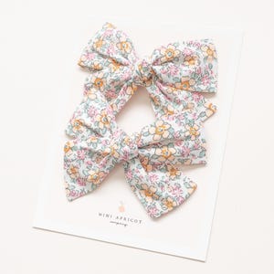 NEW** SUMMER FLORAL garden pigtail bow set, piggy girl hair bow, spring pinwheel bow, pig tail hair bow, pig tail hair accessory, flower bow