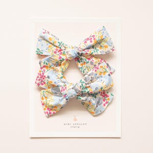 NEW** SUMMER FLORAL garden pigtail bow set, piggy girl hair bow, spring pinwheel bow, pig tail hair bow, pig tail hair accessory, flower bow