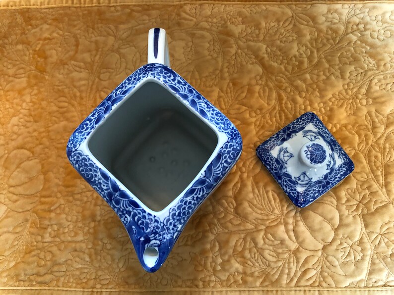 Vintage Victoria Ware Ironstone Teapot Blue Willow Chinoiserie Etsy