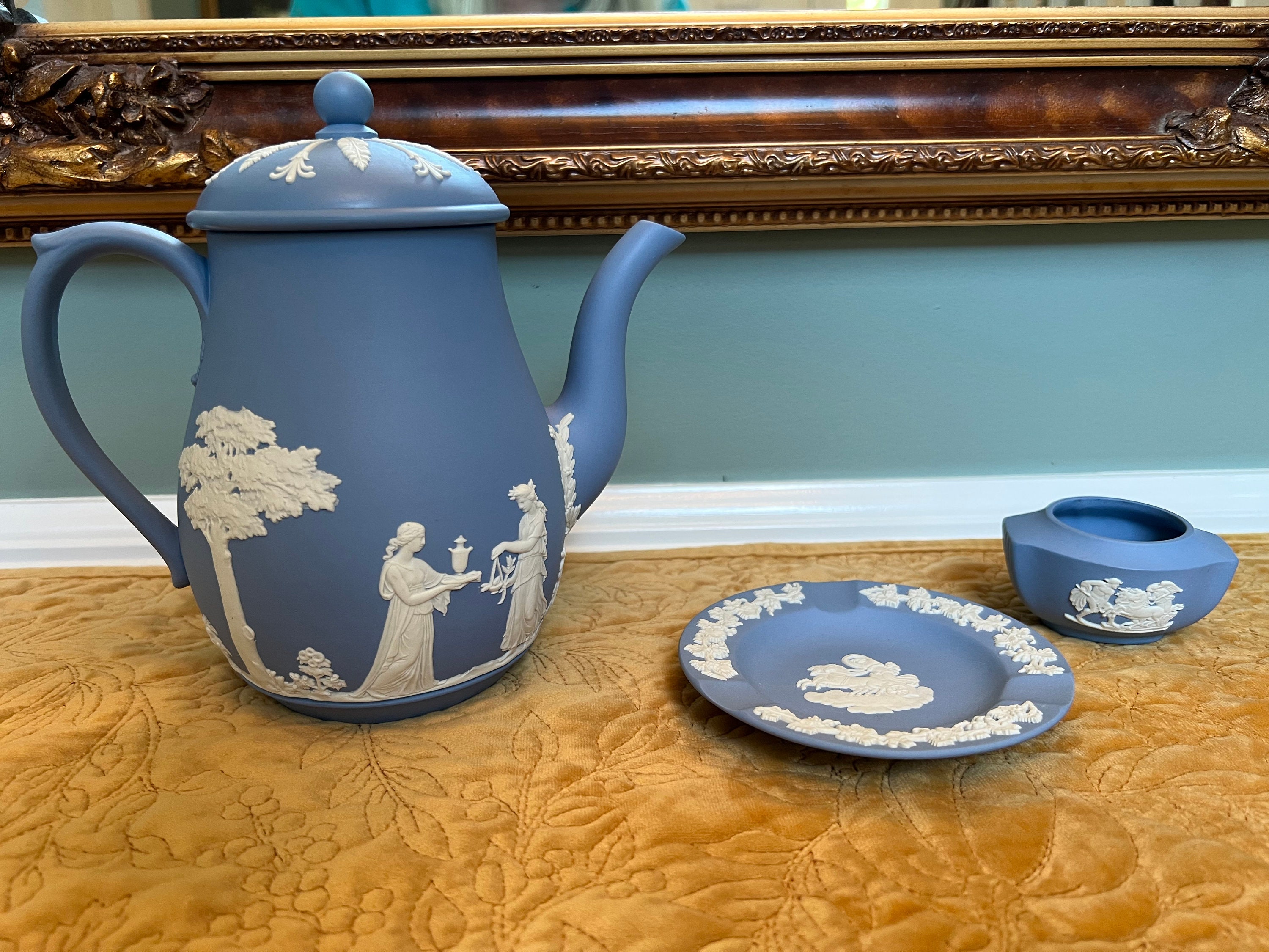 Vintage Blue Wedgwood Jasperware Coffee Pot / Teapot - Etsy
