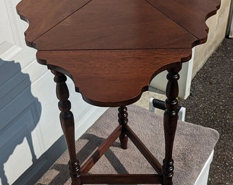RARE Find! Unique MCM Small 3 Leaf Drop Leaf Walnut Side Table, Plant Stand, Accent Table Professionally Refinished by Master Craftsman