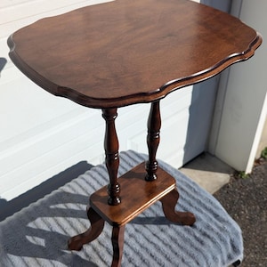 RARE Find!  Ornate Antique Hand Carved Ornate Mahogany Side Table, Accent Table, End Table Professionally Restored by Master Craftsman