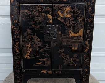 RARE!  One of Kind! Beautifully Crafted Asian Lacquered Cabinet, High Quality Older Chinoiserie Cabinet