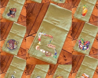 Louisiana Kitchen Towels, Cajun Dish Towels, Mardi Gras Tea Towels, Southern Kitchen Decor, Crawfish Boil Towel, Handmade Gift Idea
