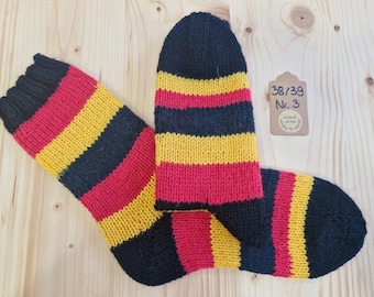 8-ply socks size 38/39 hand-knitted