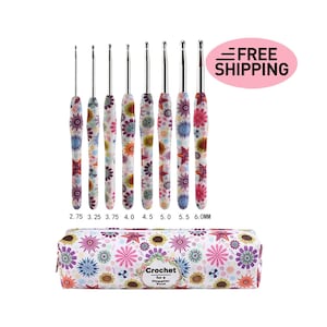 8 Crochet Hooks with Matching Bag, Ergonomic Crochet Needles for Knitting & Crafting, Hooks Sizes 2.5-6.0MM, Gift for Crochet Lovers