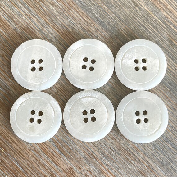 Giant Flower Buttons, Giant CREAM Flower Buttons 6.5cm, Extra Large  Buttons, Huge Novelty Button, Giant Children's Buttons, UK Buttons Shop 