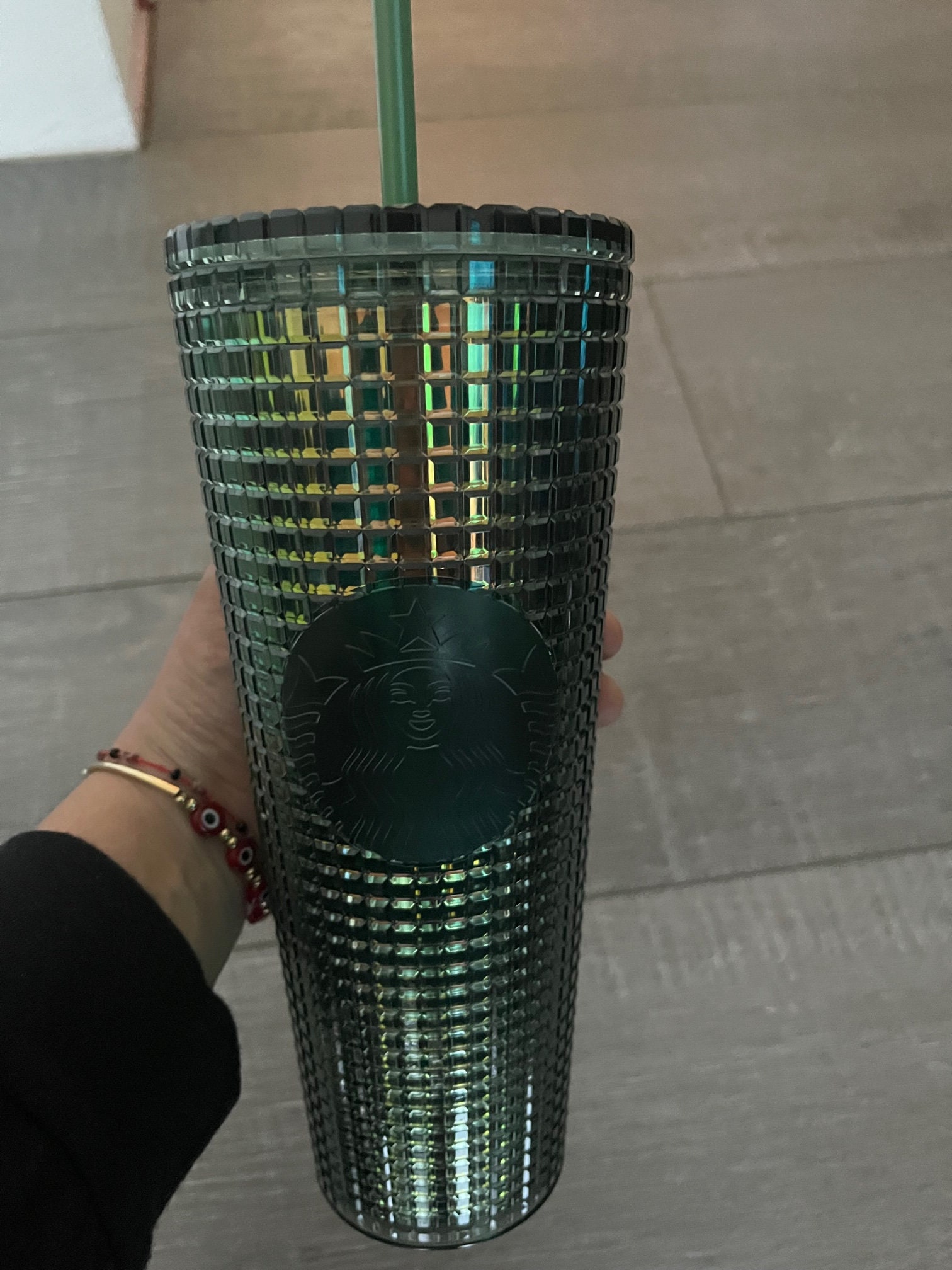 Starbucks 2022 Sparkle Dark Green Grid Tumbler 24 oz – The Rue Life