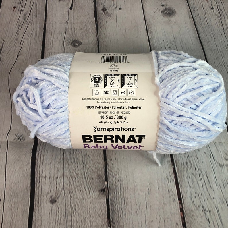 Bernat Baby Velvet yarn/Soft yarn/Baby yarn/Baby blanket supplies/Baby blanket yarn/Chenille yarn/Plush toy yarn/Stuffie yarn/Baby accessory Sky Blue