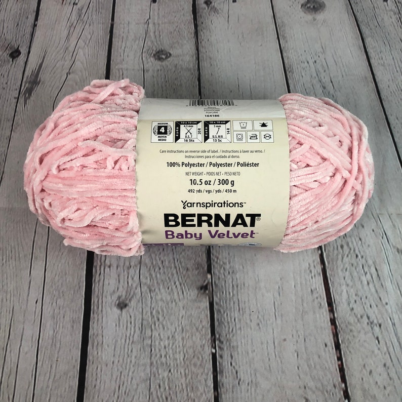 Bernat Baby Velvet yarn/Soft yarn/Baby yarn/Baby blanket supplies/Baby blanket yarn/Chenille yarn/Plush toy yarn/Stuffie yarn/Baby accessory Pot Pourri