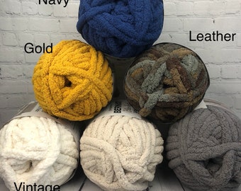 Bernat Blanket Extra Thick yarn/Polyester yarn/Jumbo yarn/Baby blanket yarn/Chenille blanket/Blanket yarn/Amigurumi yarn/Chunky Blanket yarn