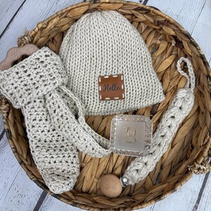 Lion Brand Pima Cotton is a high end fiber from Turkey that is great for babies and any fashion wear apparel in a worsted weight. afbeelding 11