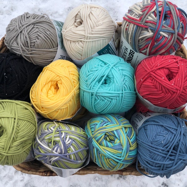 Bernat Maker Home Decor is a bulky, tshirt, spaghetti style yarn that is great for home decor yarn, baskets and bags made with cotton blend.