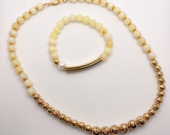 Pale Yellow + Gold Necklace/Bracelet Set