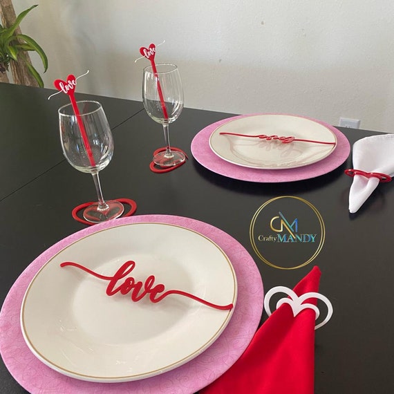 9 Valentine's Day Table Decorations - How To Set A Valentine's Day Table  with Flowers