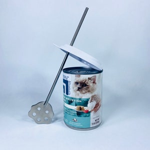 Pet Food Storage Lid With Built-In Serving Spoon Spatula Dog And Cat Canned Food Feeding Organizing Cleaning