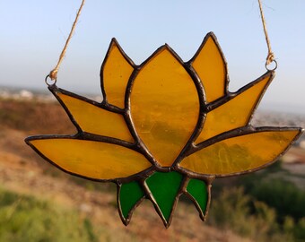 lotus flower suncatcher, window hanging stained glass lotus