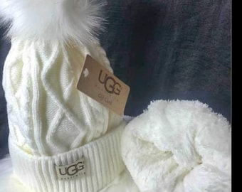 OS UGG Gray and White Sheepskin And Leather Winter Hat $145 - UGG Genuine Shearling Trapper Hat in Glaciar Grey  main image 4