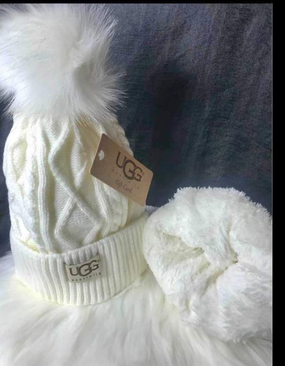 Pom Pom Ugg