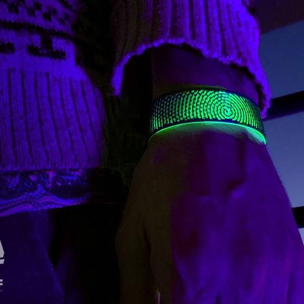 RBF UV Wristband Psy-Spy (Fluorescent, Psychedelic, Band, Festival, Rave Bracelet,  Blacklight, ultra violet, kandi, Neon, trippy)