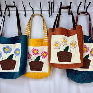 Bolsa tote, bloco de colcha vintage, bolsa tote com quadrado de colcha órfão, bolsa tote acolchoada, cottagecore