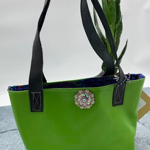 Green leather purse, lime green leather minimalist purse, small tote bag, open top bag, leather bag image 5