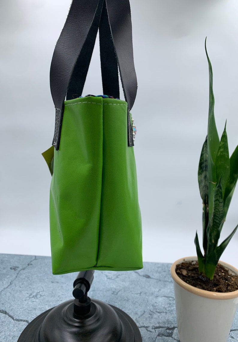 Green leather purse, lime green leather minimalist purse, small tote bag, open top bag, leather bag image 3