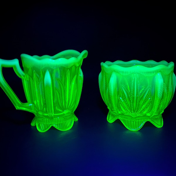 Fenton Opalescent Uranium Glass Cactus Sugar and Creamer set - missing lid for sugar.