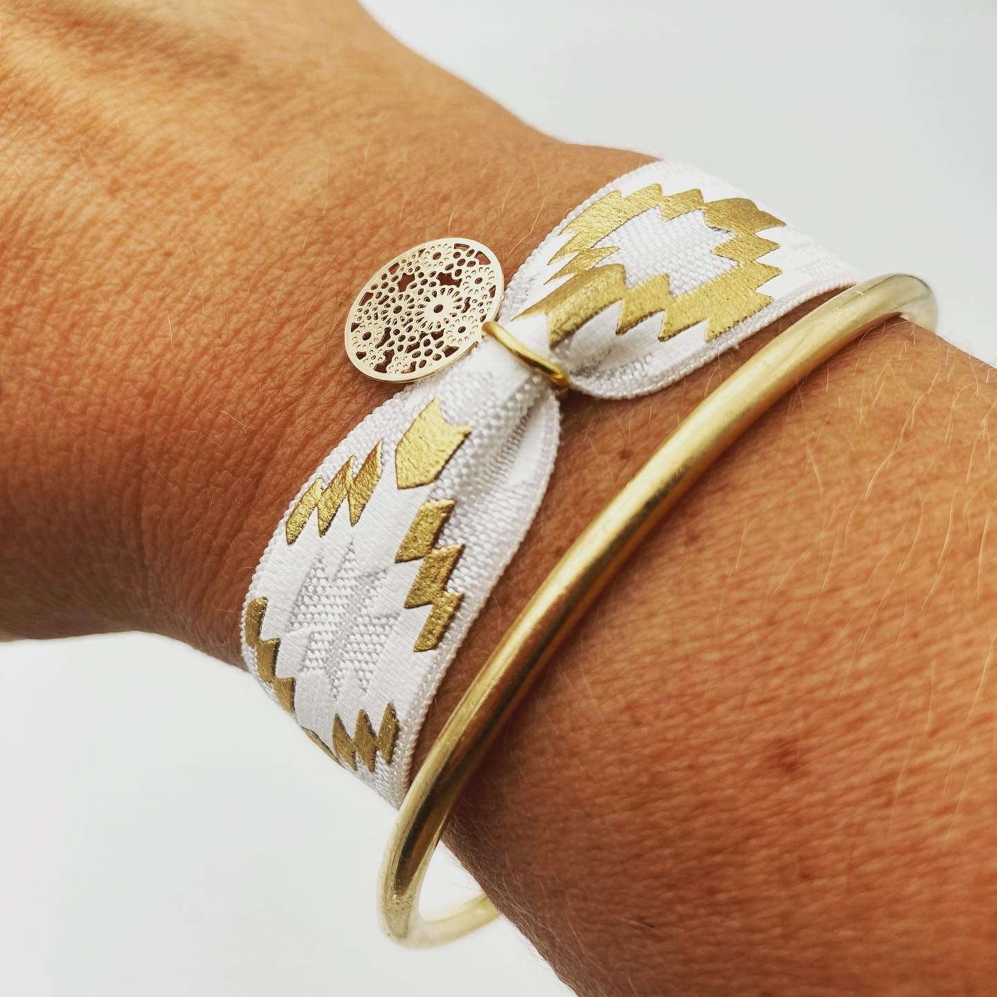 Grosgrain ribbon bracelet best sale