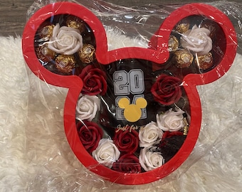 Confezione regalo di laurea classe 2024, ispirata a Disney, a forma di orecchio di Topolino, 2024, tema Disney, laureati, tazza, nappa