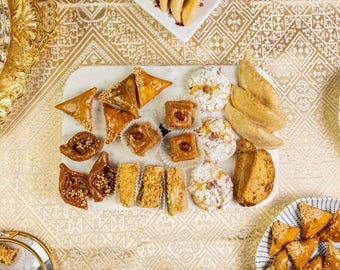 Plato de mezcla de almendras marroquíes artesanales: Belkabir Sweets