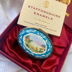 英国STAFFORDSHIRE ENAMELS ピルケース　テディベアピルケース 英国STAFFORDSHIRE ENAMELS ピルケース テディベアピルケース