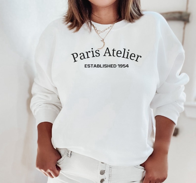 paris atelier crewneck, vogue style sweatshirt, paris crewneck, vogue paris shirt, eiffel tower, paris apparel for women, france crewneck