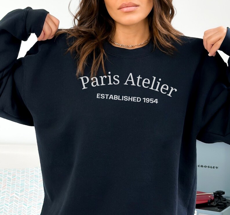 paris atelier crewneck, vogue style sweatshirt, paris crewneck, vogue paris shirt, eiffel tower, paris apparel for women, france crewneck