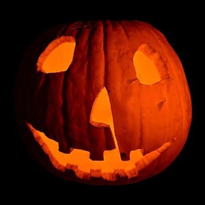Deluxe Jack-o'-Lantern - Halloween 1978 - 13.5" Craft Artificial Reusable Pumpkin