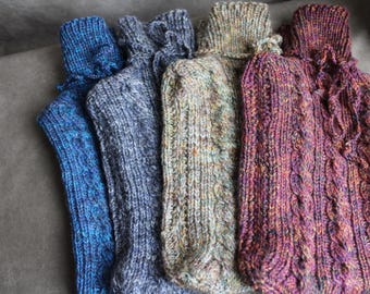 Housses de bouillotte tricotées à la main + bouillotte incluse - couleurs variées