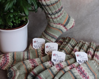 Chaussettes de loisirs tricotées à la main pour femmes et hommes