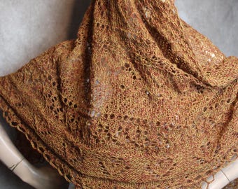 Écharpe triangulaire pour femme tricotée à la main
